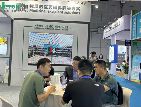 一滕新材料重磅亮相API China展會 引領(lǐng)行業(yè)發(fā)展新風(fēng)尚